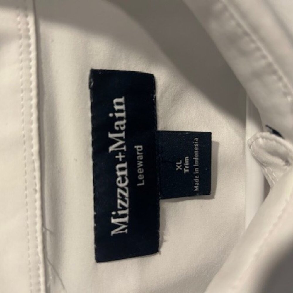Mens white botton down dress shirt